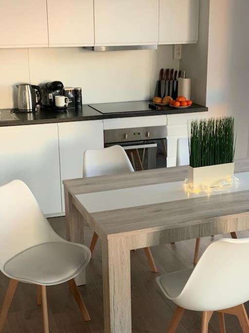 Pourquoi Notre T3 Avec Parking Est Pour Vous ? Apartment ลีลล์ ภายนอก รูปภาพ